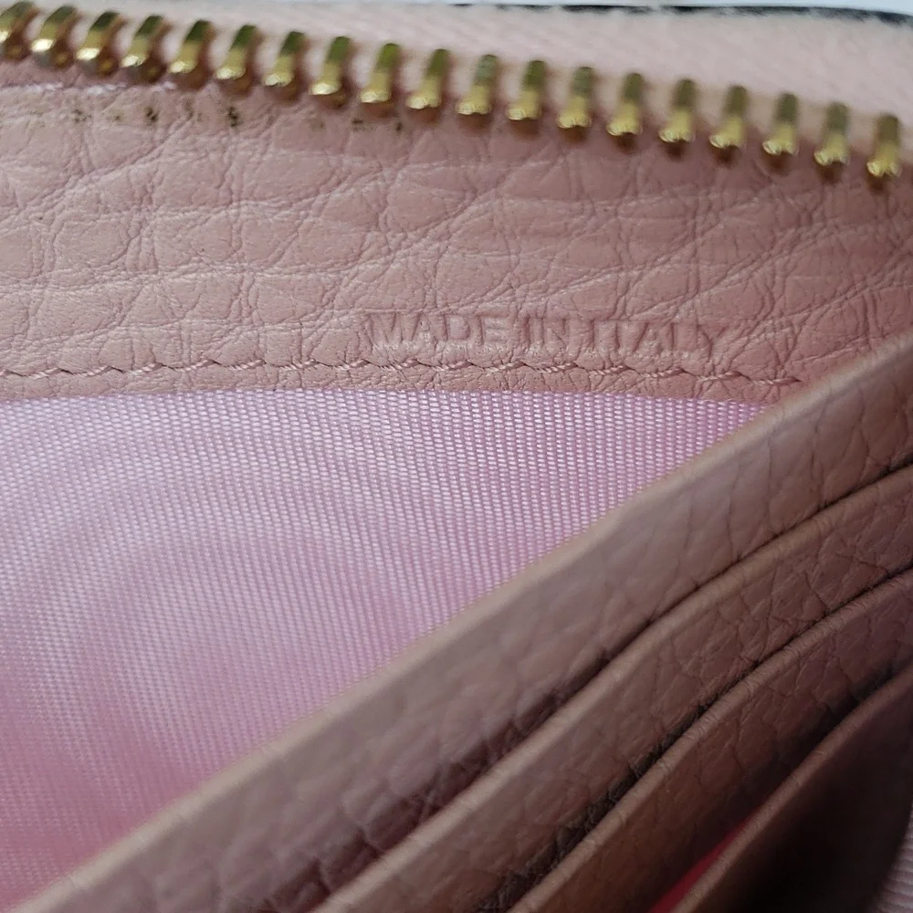 Valentino Garavani Rock stud zippy wallet 🔥 💕 - Picture 9 of 16